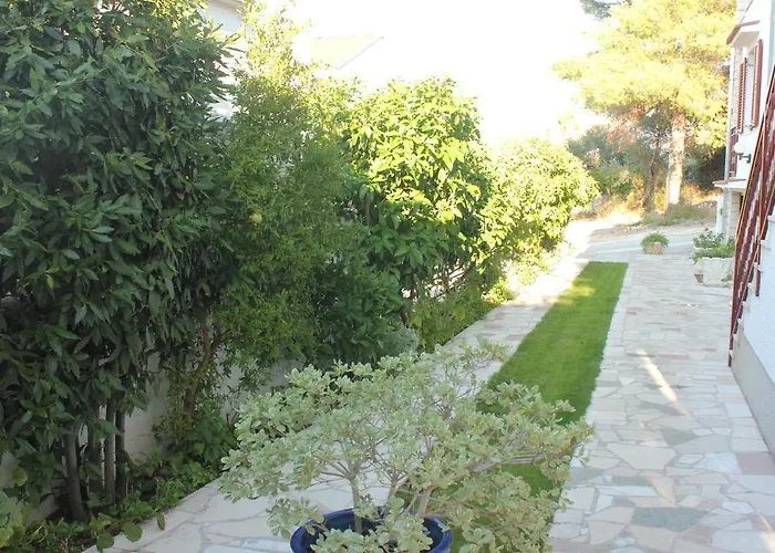 公寓 By The Sea Okrug Gornji, Ciovo - 8441 特罗吉尔